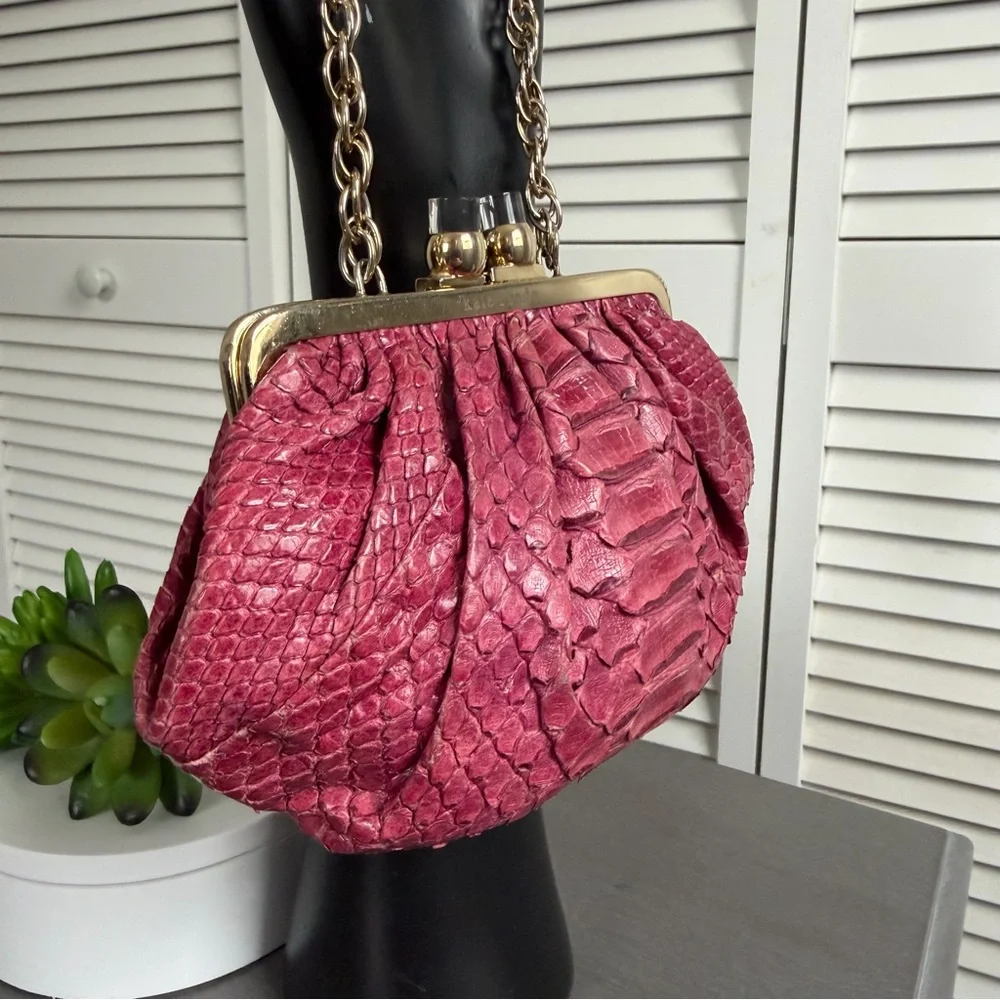 Vintage Kate Spade Exotic Snakeskin Pink Kiss lock coin purse mini handbag